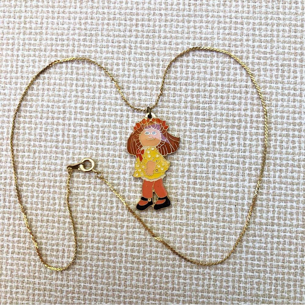 Cabbage Patch Kid  80's Doll Necklace gold tone orange red hair vintage - Picture 5 of 6